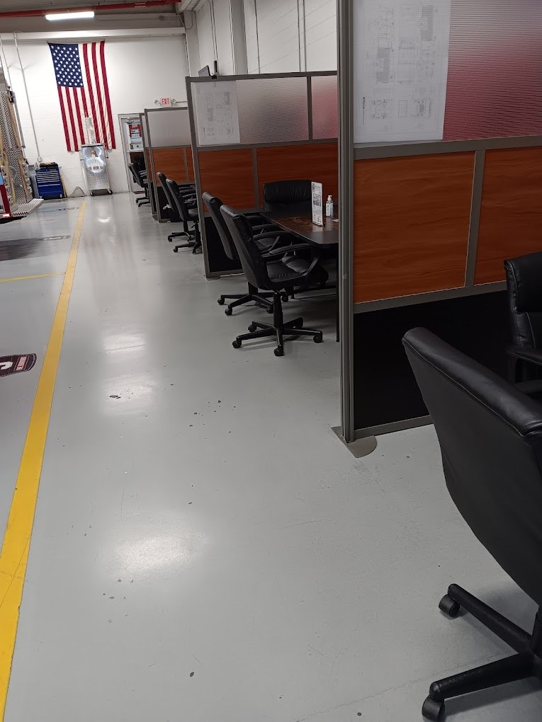 Clean office workstations after a commercial cleaning in Manatee County